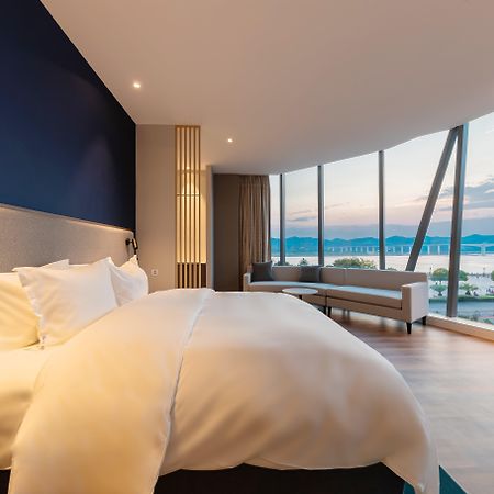 Holiday Inn Express Yichang Riverside By Ihg Kültér fotó
