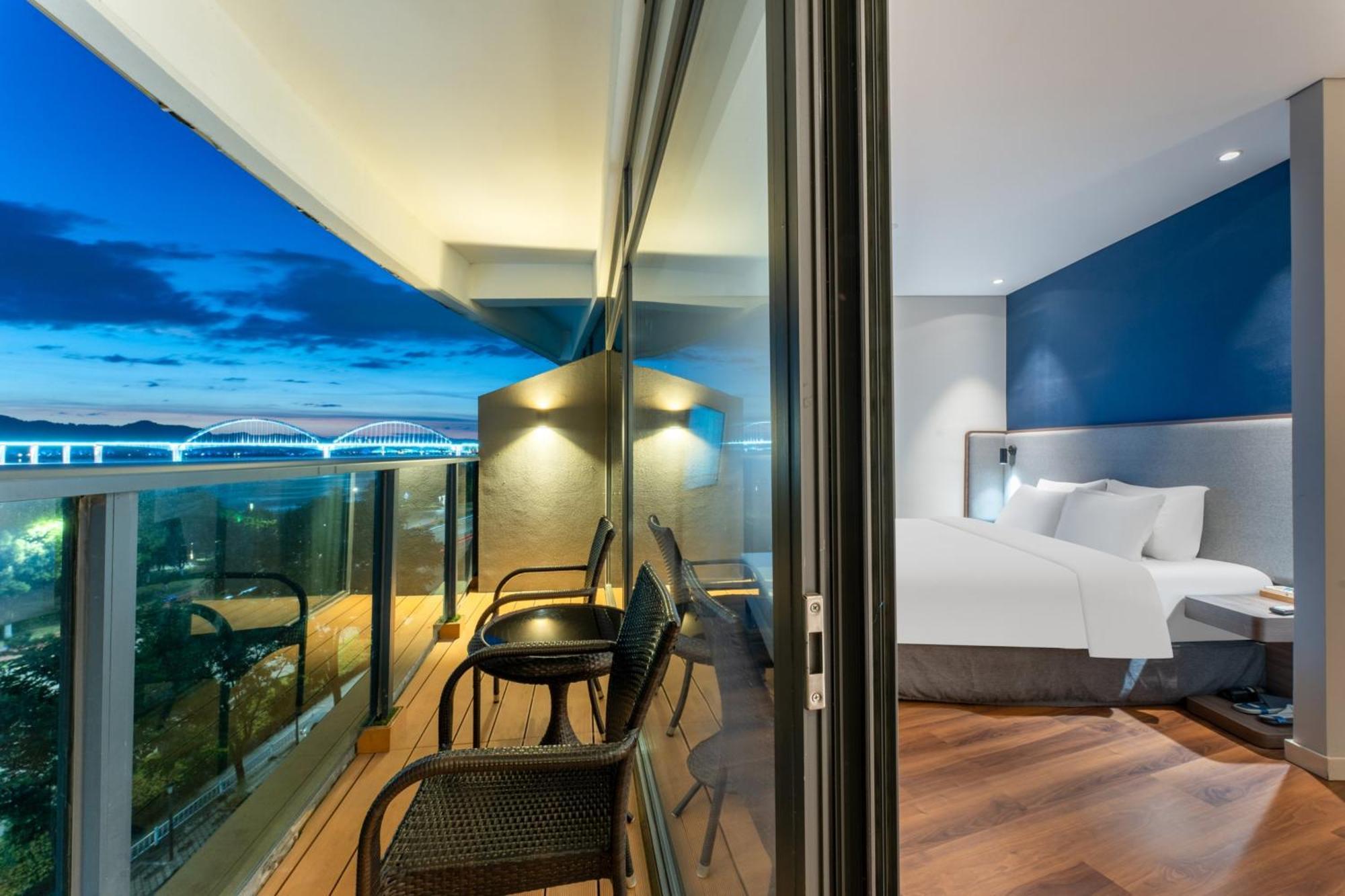 Holiday Inn Express Yichang Riverside By Ihg Kültér fotó
