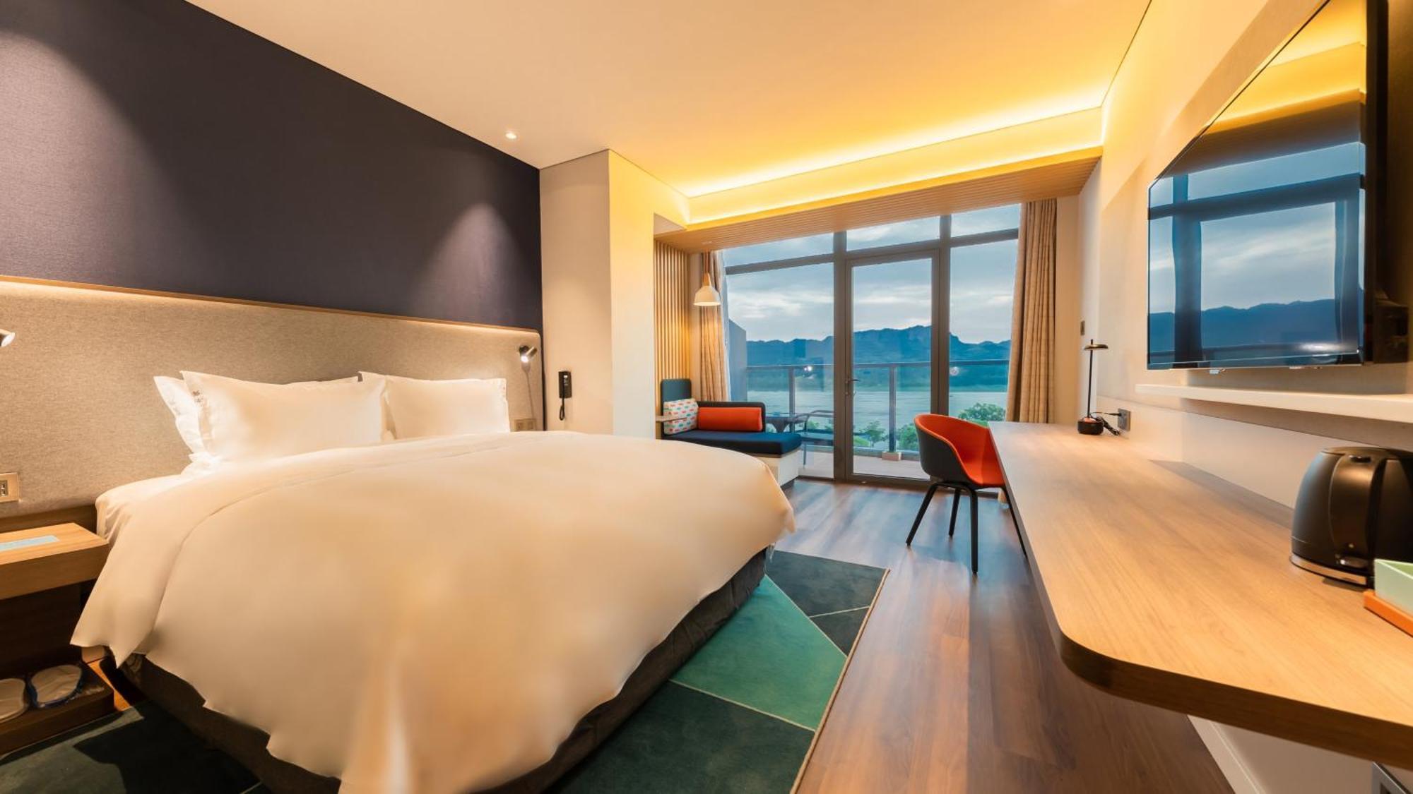 Holiday Inn Express Yichang Riverside By Ihg Kültér fotó